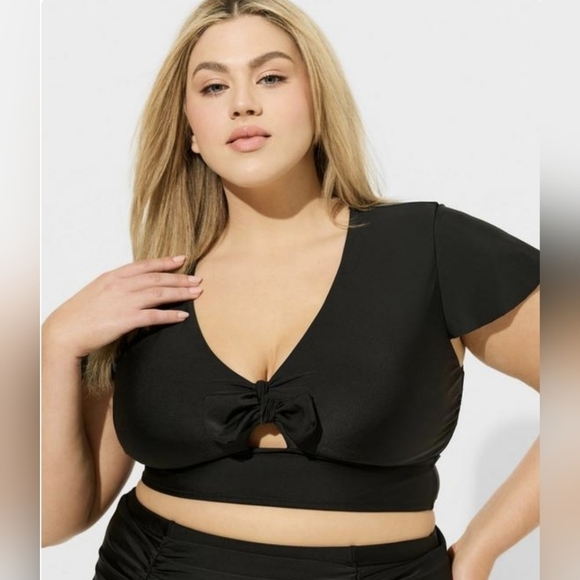 Torrid Wireless Flutter Sleeve Bikini Top Size 3X / 22-24 - Picture 1 of 6